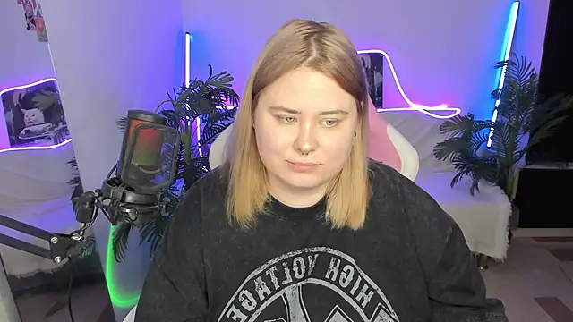 Akemi BBW online show from March 15, 2025, 9:38 pm