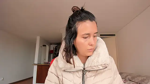 Snapshot of zoe_jeane_beker chatting on February 4, 2025, 9:20 pm zoe jeane beker online show from February 4, 2025, 9:20 pm