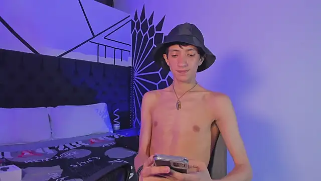 DereckCooperr online show from February 22, 2025, 12:38 am