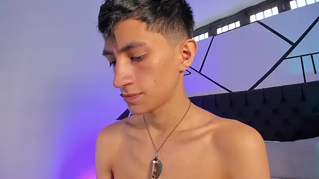 DereckCooperr online show from March 2, 2025, 9:30 pm