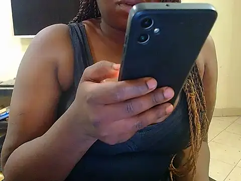 sunnylovexp online show from February 5, 2026, 6:37 pm