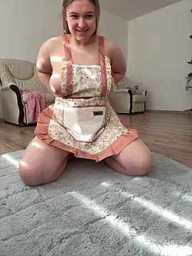 freiiaflower online show from March 28, 2026, 1:12 pm