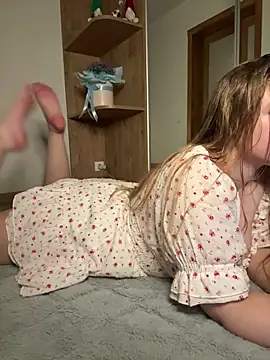 freiiaflower online show from March 5, 2026, 2:52 am