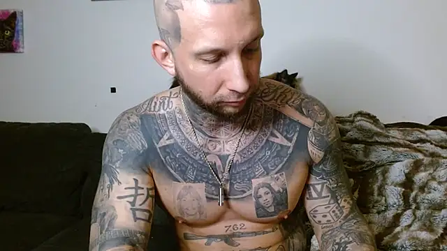 bobbybacala91 online show from March 21, 2025, 12:40 am