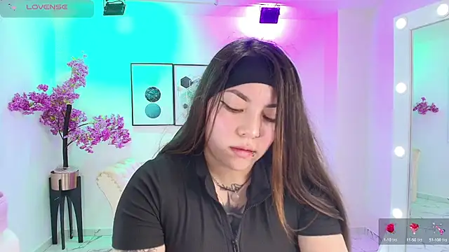 Snapshot of Isa_reel chatting on September 17, 2025, 7:49 pm Isa reel online show from September 17, 2025, 7:49 pm