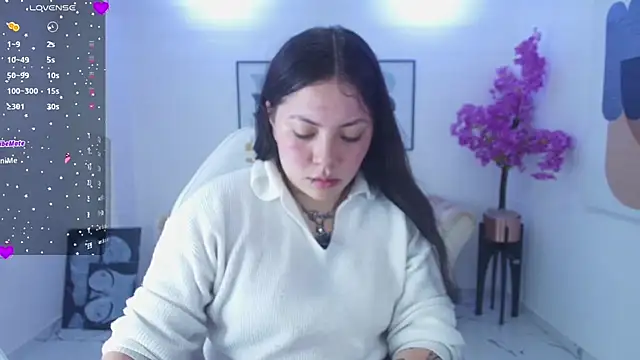 Isa reel online show from April 7, 2026, 7:48 pm