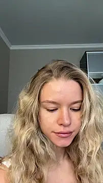 JessIsLove online show from March 9, 2026, 5:00 am