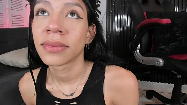 AdammClark1 online show from February 23, 2025, 11:25 pm