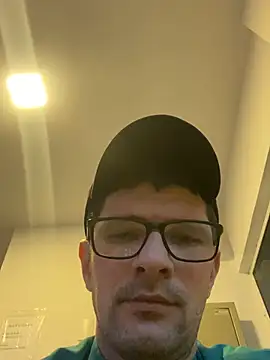 Juliano2289 online show from June 13, 2026, 1:31 pm