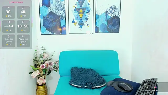 naughty-goddessts online show from January 13, 2026, 4:05 am