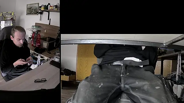 Snapshot of Happy_Michal chatting on October 10, 2025, 12:06 pm Happy Michal online show from October 10, 2025, 12:06 pm