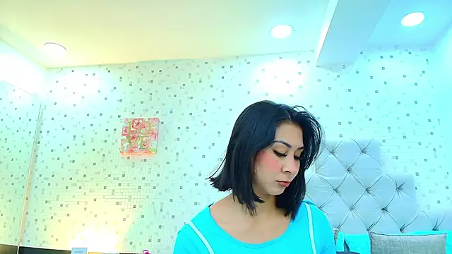Snapshot of JulietaReyess chatting on June 12, 2026, 11:52 am JulietaReyess online show from June 12, 2026, 11:52 am
