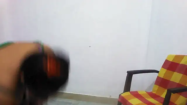 sachi933 online show from October 31, 2025, 4:58 pm