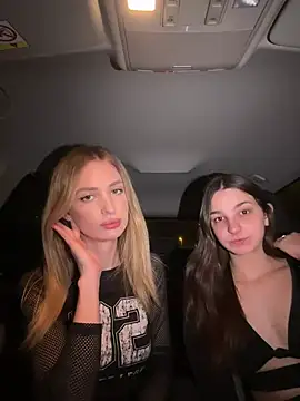 EvieEvans online show from March 20, 2025, 6:53 pm