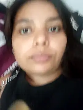 stefanie010 online show from April 11, 2026, 7:50 pm