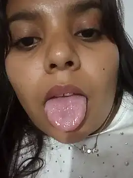 Snapshot of stefanie010 chatting on January 26, 2025, 12:47 am stefanie010 online show from January 26, 2025, 12:47 am