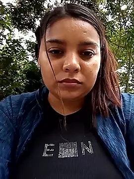Snapshot of stefanie010 chatting on May 3, 2026, 2:31 pm stefanie010 online show from May 3, 2026, 2:31 pm