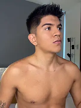 santiago 01 online show from March 18, 2026, 9:26 pm