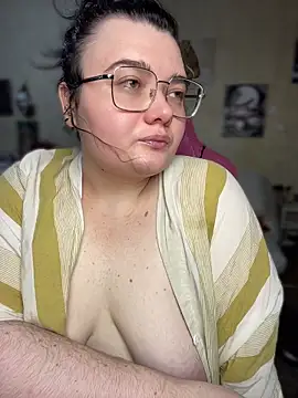 DenisHailey online show from July 4, 2026, 7:07 pm