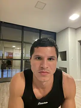pedrovkr3 online show from May 15, 2026, 9:13 pm