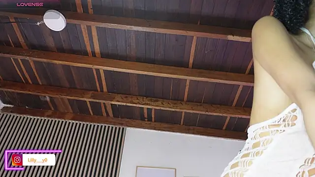 LillyDolls23 online show from February 5, 2026, 1:07 pm