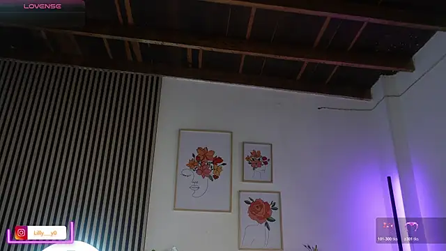 LillyDolls23 online show from April 18, 2026, 1:02 pm