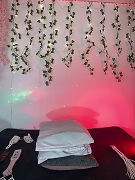 Snapshot of im_marianaG chatting on February 23, 2026, 6:19 pm im marianaG online show from February 23, 2026, 6:19 pm