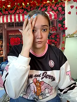 Snapshot of NaomiShimizu chatting on February 27, 2026, 8:08 pm NaomiShimizu online show from February 27, 2026, 8:08 pm