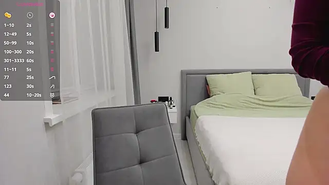 xxnadya online show from December 14, 2025, 1:28 pm