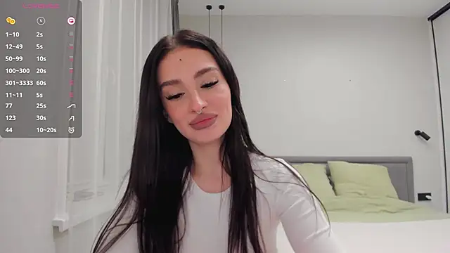 xxnadya online show from November 19, 2025, 1:44 pm