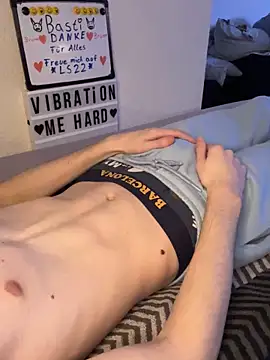 secret dream415 online show from February 19, 2025, 7:26 pm