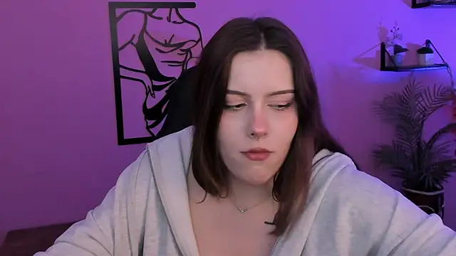 CoralineKeyns online show from March 6, 2025, 11:58 am