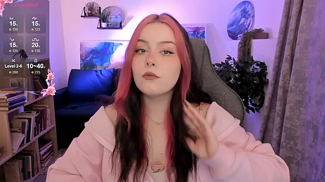 CoralineKeyns online show from April 4, 2026, 2:29 am