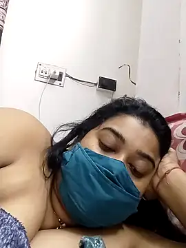 Snapshot of indianlisa5 chatting on February 5, 2025, 5:20 am indianlisa5 online show from February 5, 2025, 5:20 am