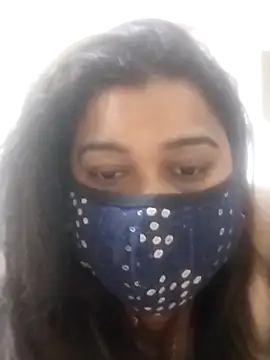 indianlisa5 online show from March 6, 2026, 8:26 pm