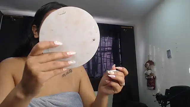 fairylatin222 online show from December 1, 2025, 12:28 pm