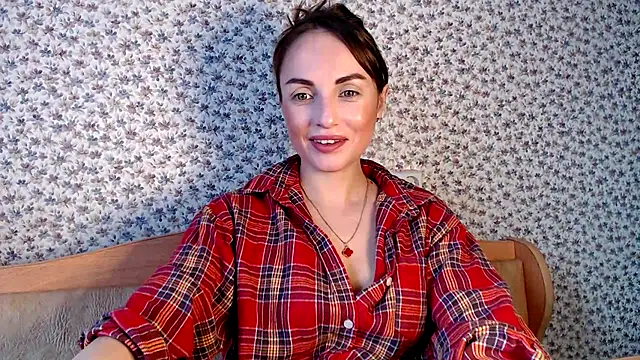 Tinadream20 online show from April 9, 2026, 6:41 am