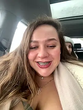 AurorHarris online show from December 6, 2024, 9:59 am