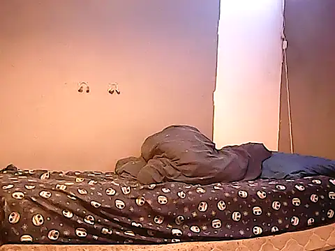 twinkerbell344 online show from January 14, 2026, 4:21 pm