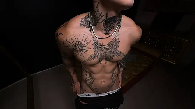 dantecoppolaa  online show from October 22, 2025, 11:03 pm