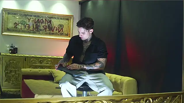 Snapshot of dantecoppolaa_ chatting on June 6, 2026, 2:17 am dantecoppolaa online show from June 6, 2026, 2:17 am
