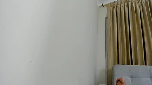 Snapshot of AliciaMiilf chatting on September 25, 2025, 11:33 pm AliciaMiilf online show from September 25, 2025, 11:33 pm