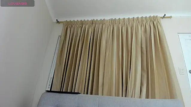 Snapshot of AliciaMiilf chatting on September 22, 2025, 11:11 pm AliciaMiilf online show from September 22, 2025, 11:11 pm