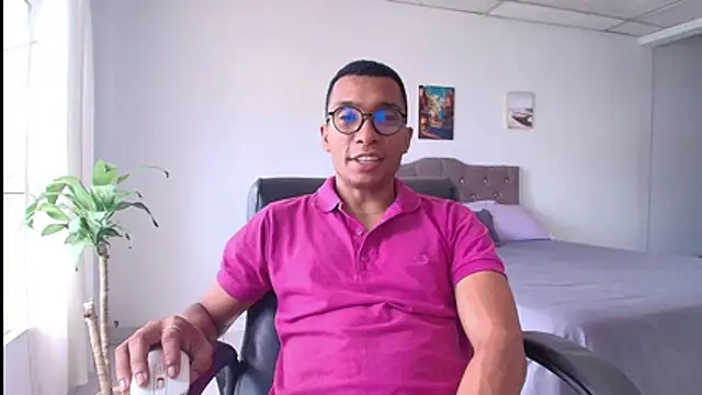 Aaronblack1  online show from July 7, 2026, 5:38 pm