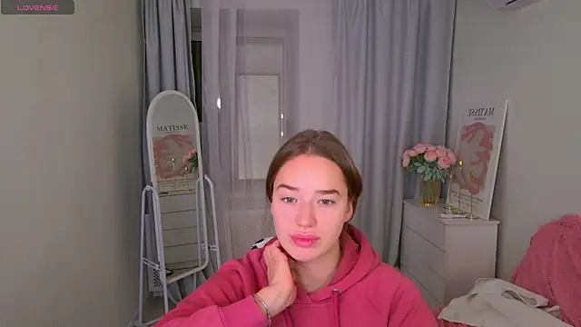 LovelyJessie online show from November 20, 2025, 1:45 pm