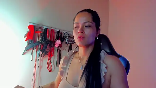 scarlet-kennedy98 online show from April 8, 2026, 7:48 pm