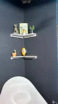 raymon616 online show from October 2, 2025, 1:20 am