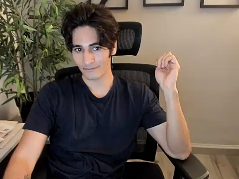 ArthurVilahur online show from May 22, 2026, 1:47 am