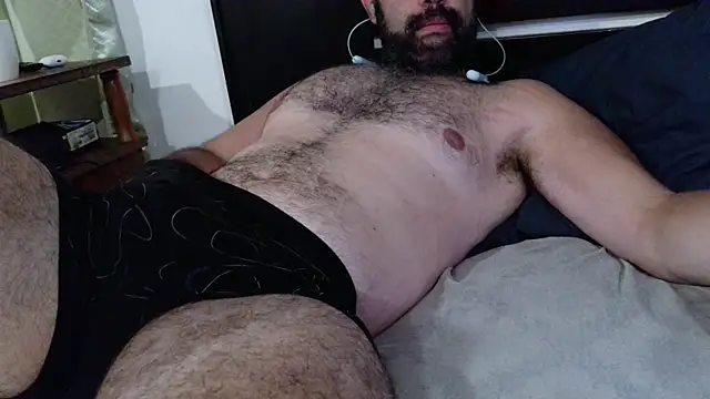 Snapshot of machoathome chatting on May 3, 2026, 2:27 am machoathome online show from May 3, 2026, 2:27 am