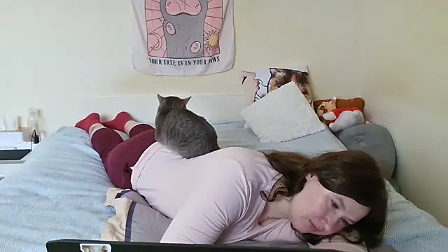 franceska blue online show from March 13, 2025, 2:55 pm